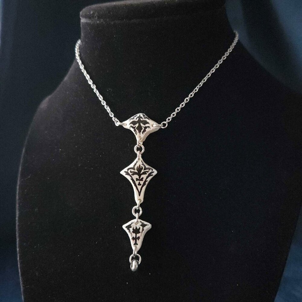 Vintage romantic gothic unique iridescent white pearl floral rosary necklace